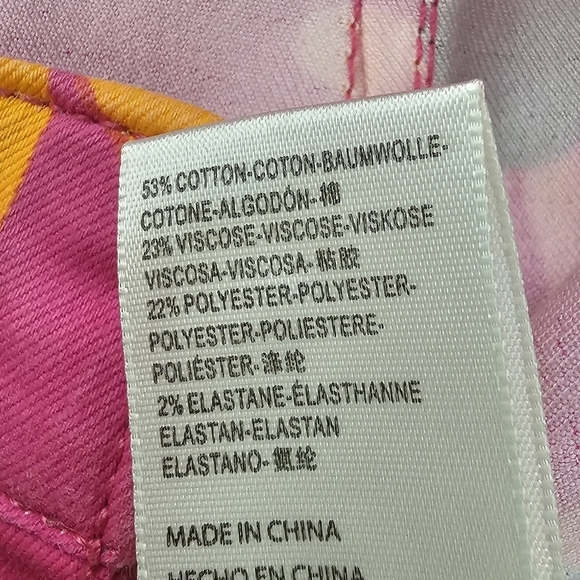 We The Free Youthquake Printed Crop Flare Jeans Size 29 - Picture 11 of 17